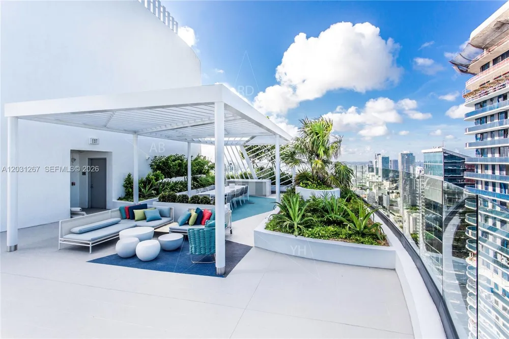 45 SW 9 Street #3806 Miami, FL 33130