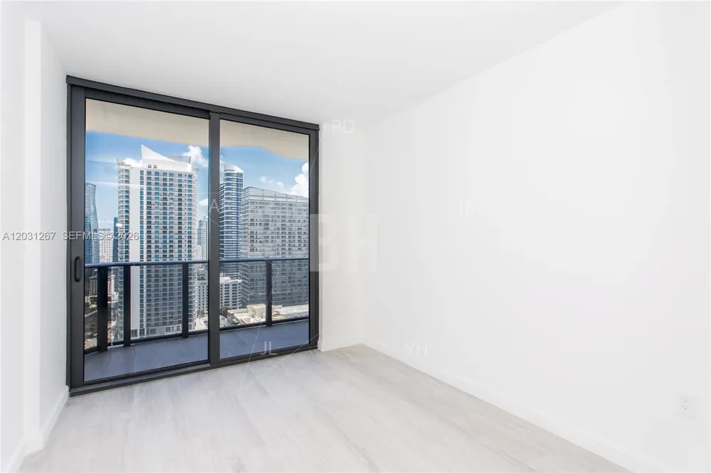 45 SW 9 Street #3806 Miami, FL 33130