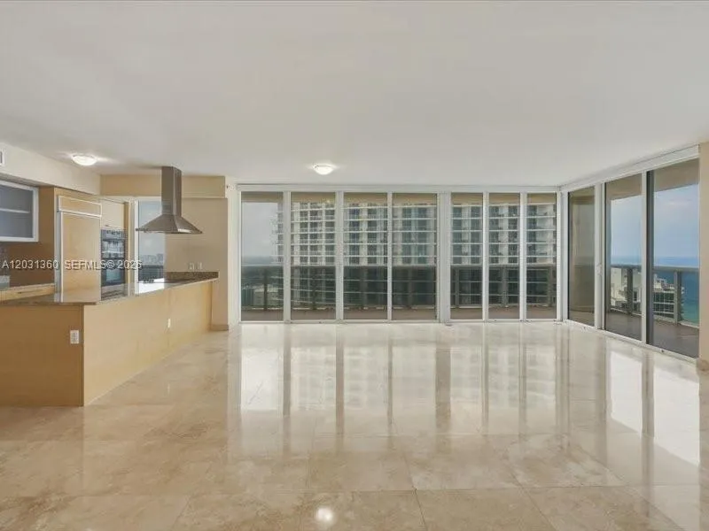 1800 S Ocean Dr #3101 Hallandale Beach, FL 33009