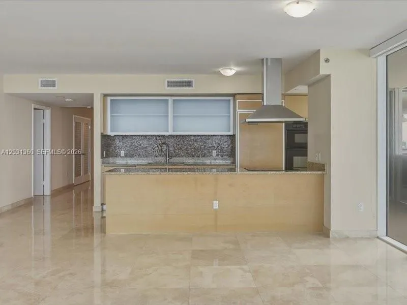 1800 S Ocean Dr #3101 Hallandale Beach, FL 33009