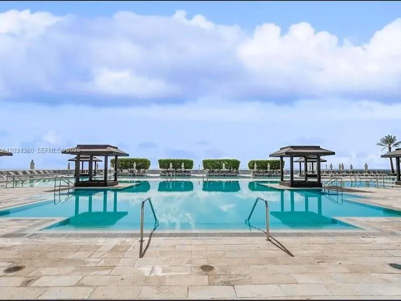 1800 S Ocean Dr #3101 Hallandale Beach, FL 33009