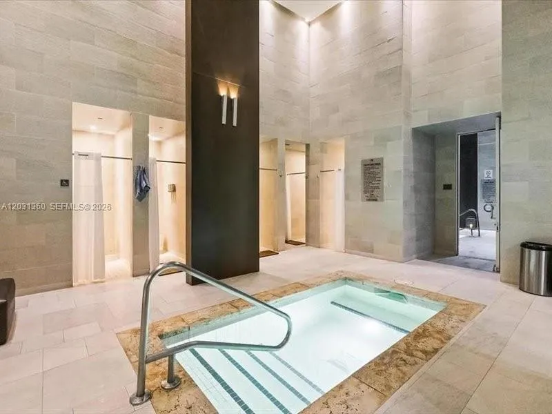 1800 S Ocean Dr #3101 Hallandale Beach, FL 33009