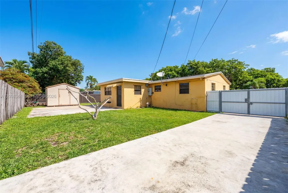 18930 NW 44th Ct #C Miami Gardens, FL 33055