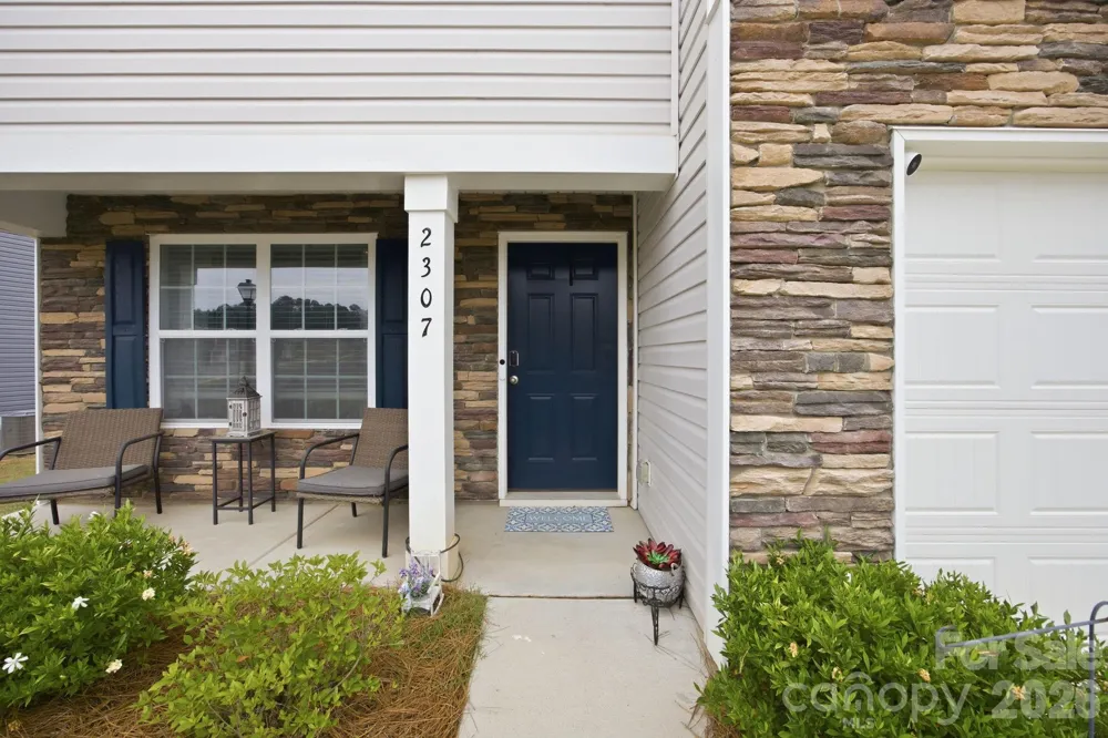 2307 Meadow Stream Drive Sherrills Ford, NC 28673