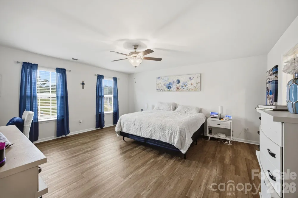 2307 Meadow Stream Drive Sherrills Ford, NC 28673