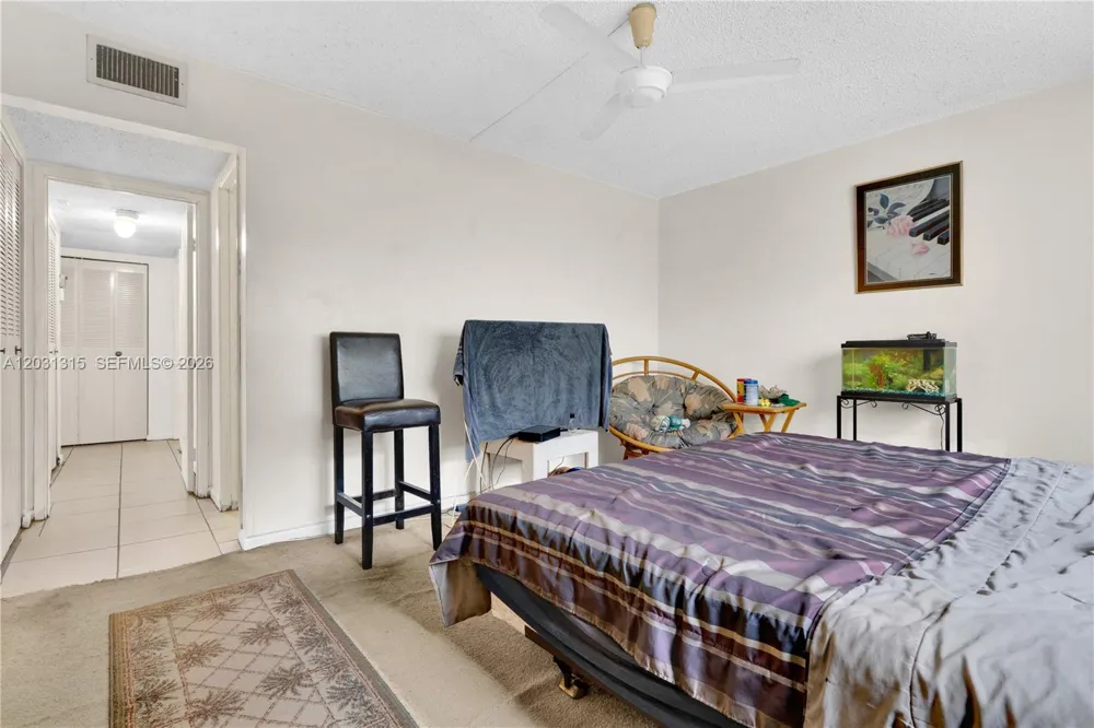 1200 Tallwood Ave #202 Hollywood, FL 33021