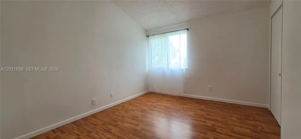 608 Commodore Dr Plantation, FL 33325