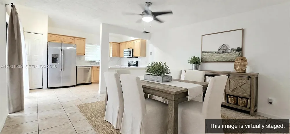 608 Commodore Dr Plantation, FL 33325