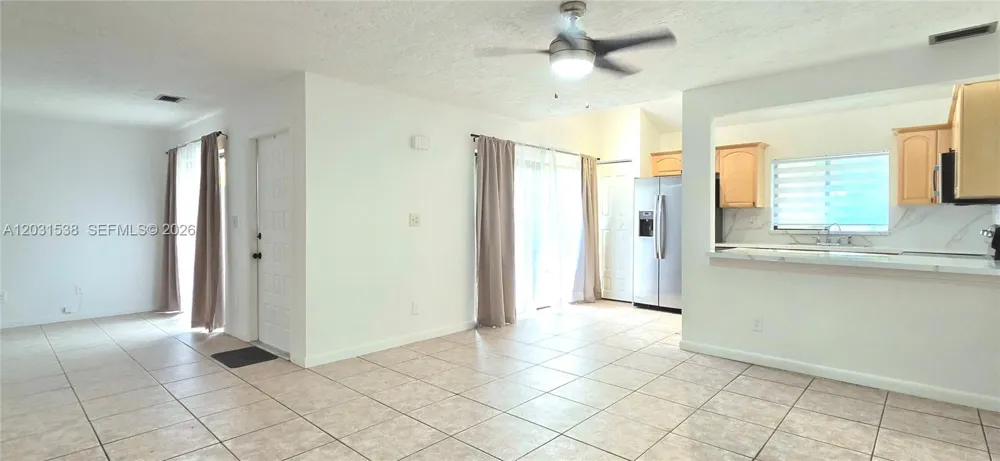 608 Commodore Dr Plantation, FL 33325