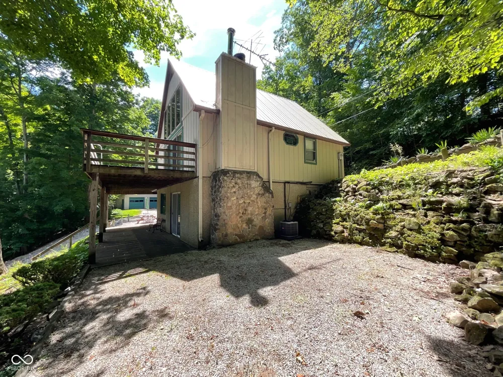 9558 E Keep Lane Rockville, IN 47872