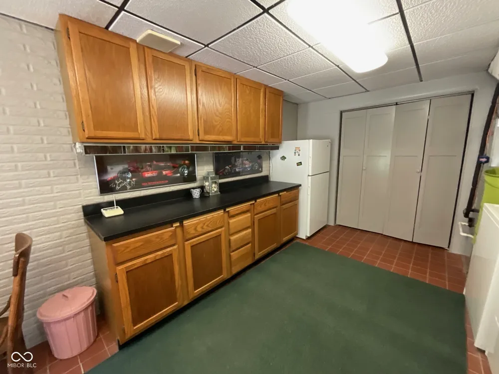 9558 E Keep Lane Rockville, IN 47872