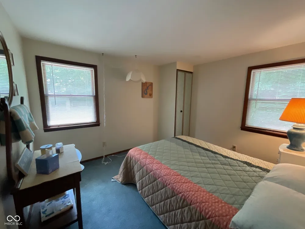 9558 E Keep Lane Rockville, IN 47872