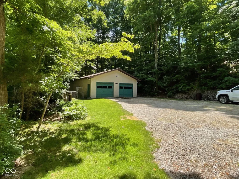 9558 E Keep Lane Rockville, IN 47872