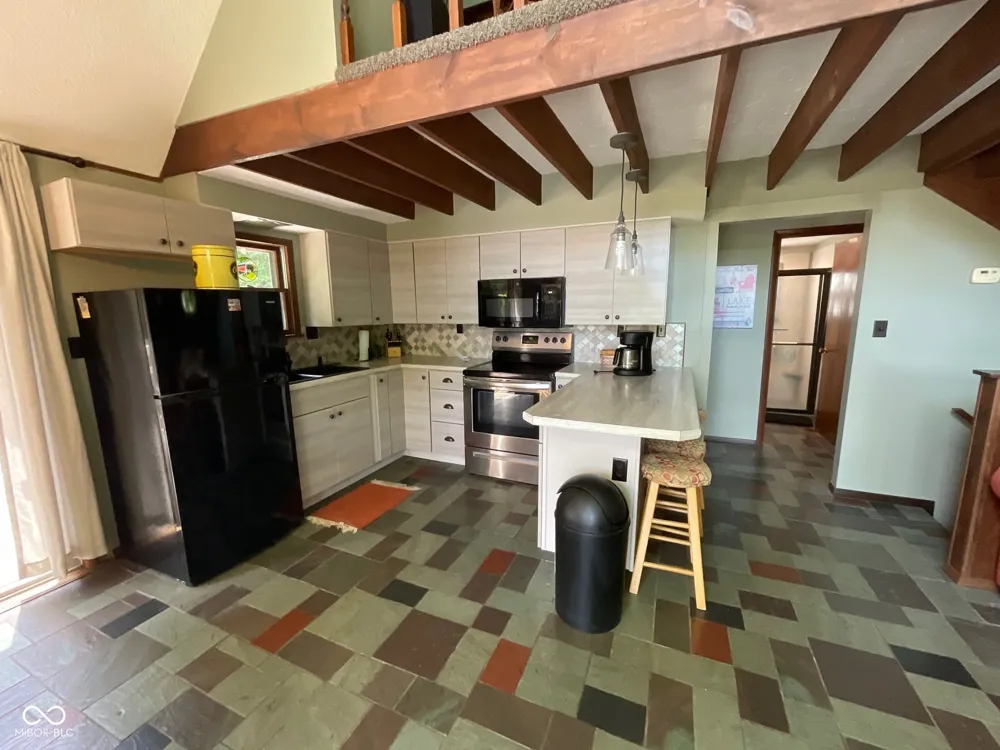 9558 E Keep Lane Rockville, IN 47872