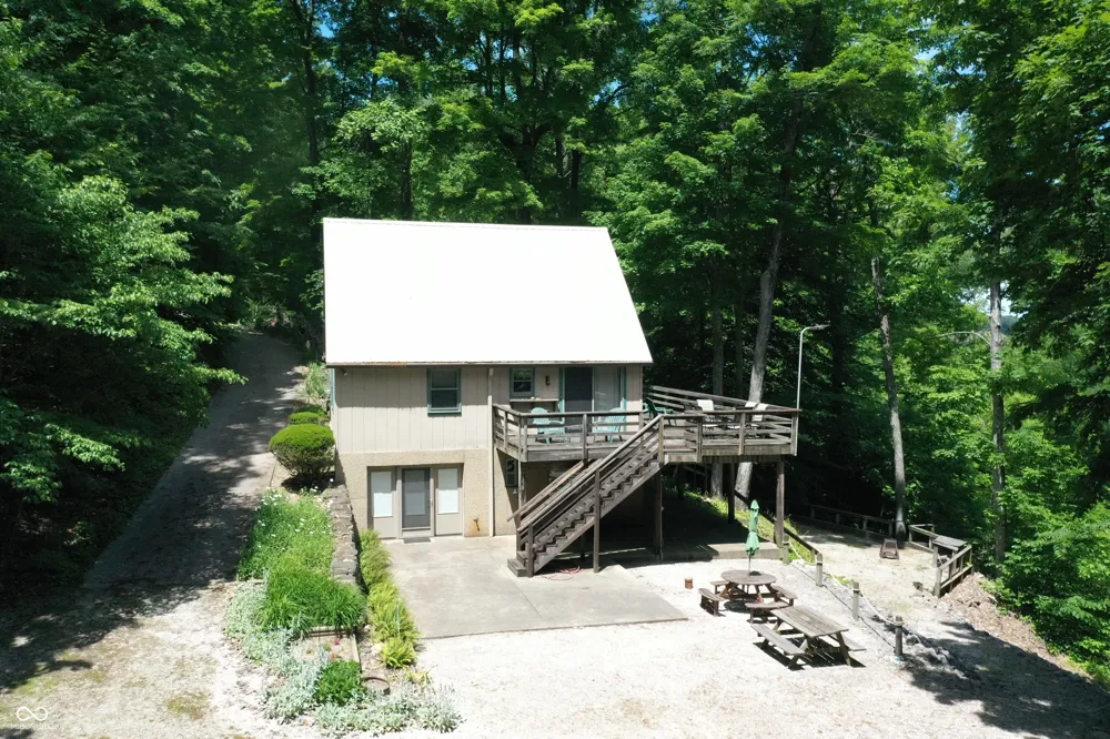 9558 E Keep Lane Rockville, IN 47872
