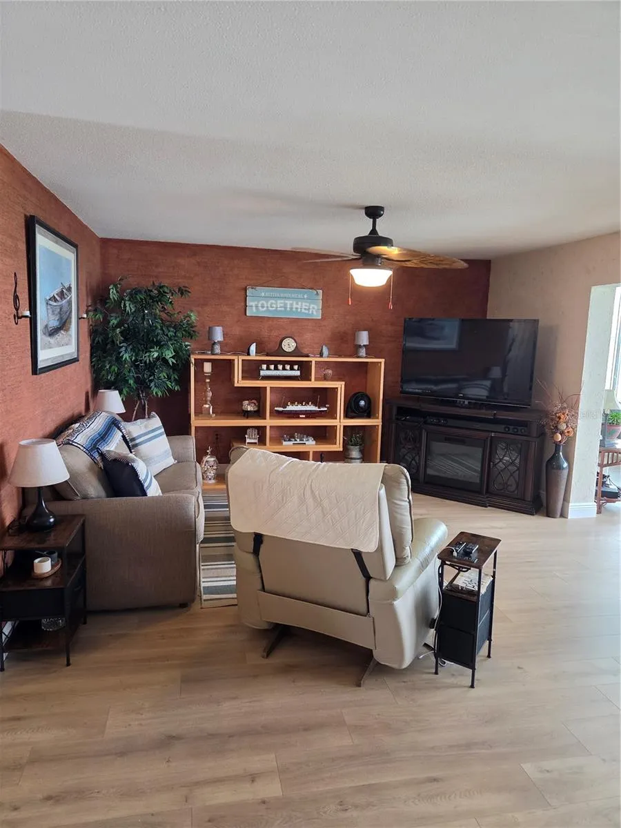 7 DUNOON PLACE #309 Dunedin, FL 34698