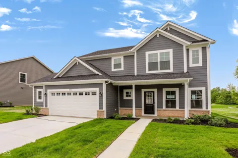 8641 Meadowlands Court