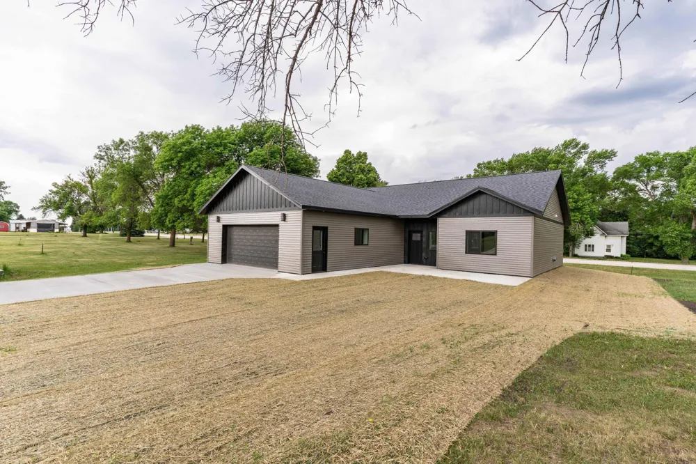 313 1st Street NE Rothsay, MN 56579