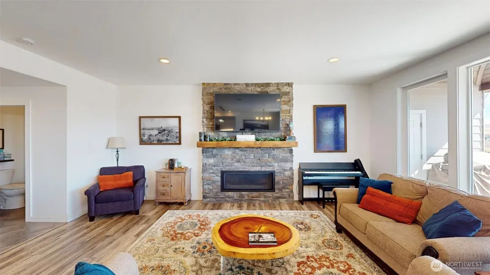 534 Dewberry Avenue E Omak, WA 98841