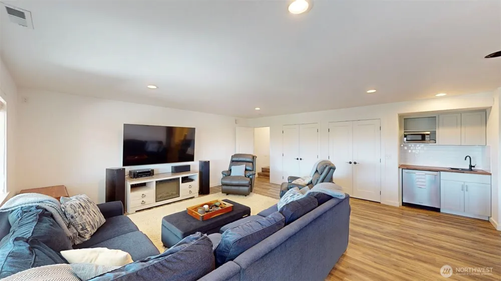 534 Dewberry Avenue E Omak, WA 98841
