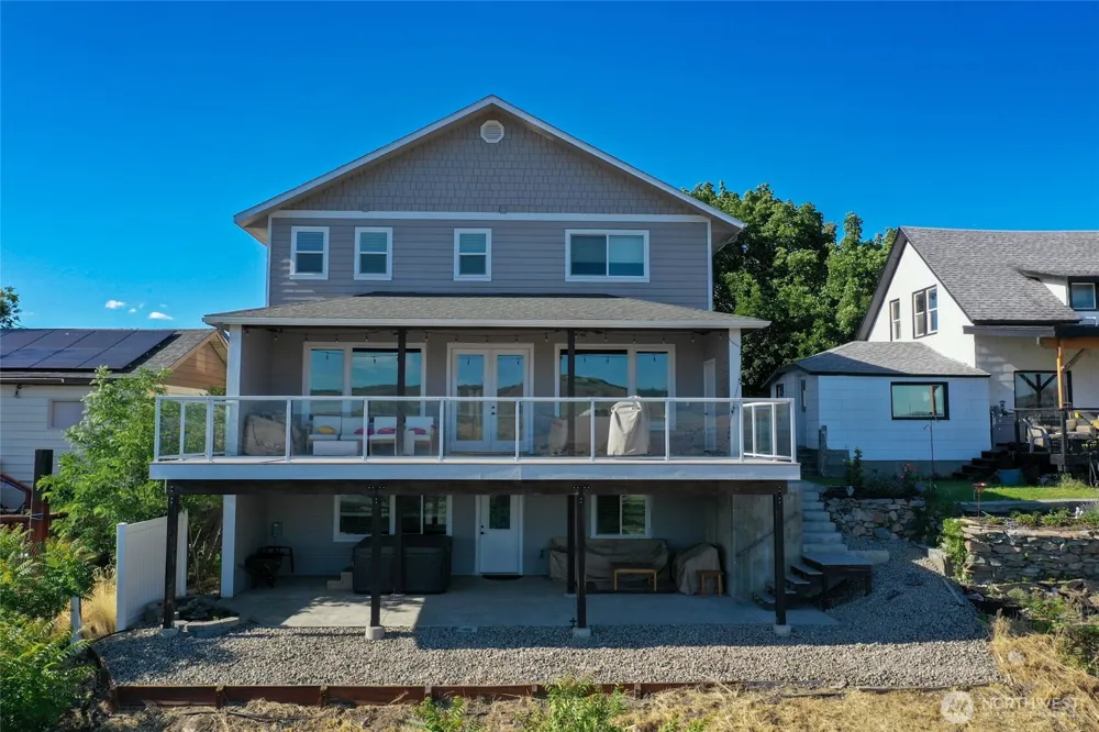 534 Dewberry Avenue E Omak, WA 98841