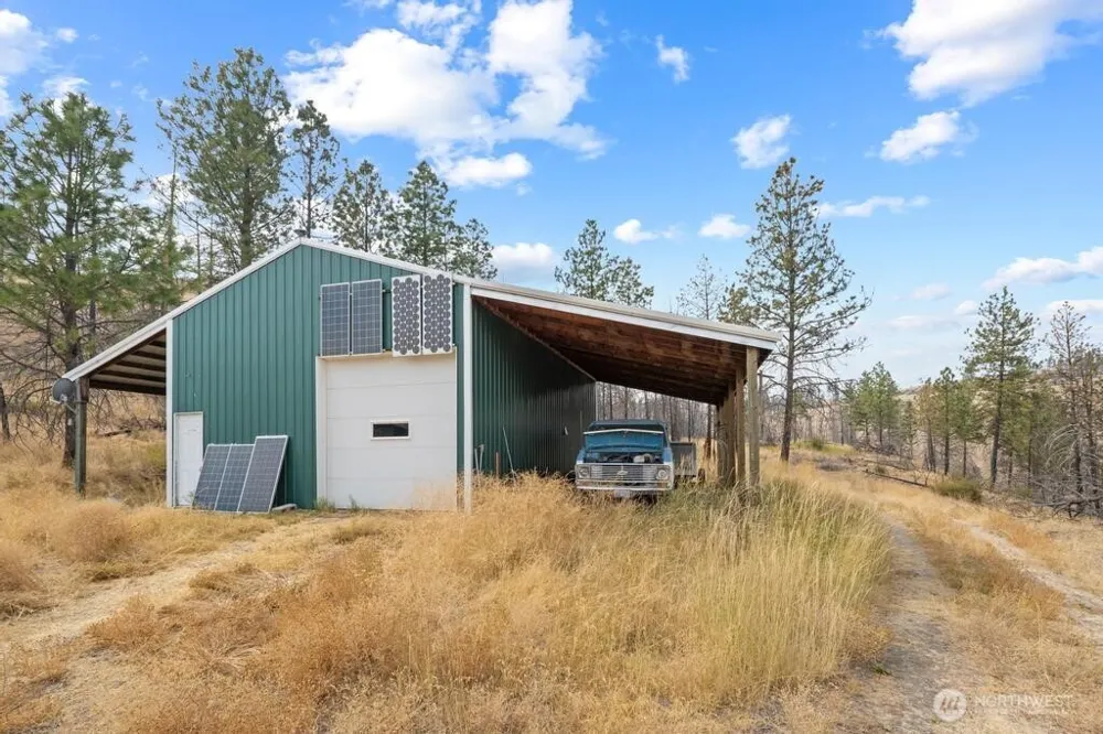 31725 Hawk Creek Ranch Rd Davenport, WA 99122