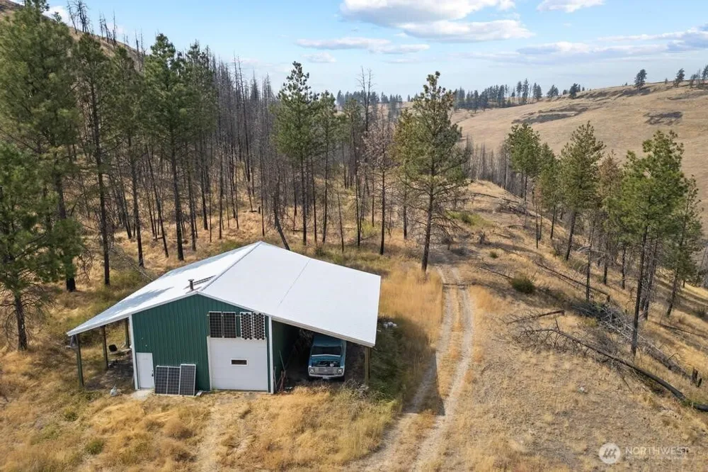 31725 Hawk Creek Ranch Rd Davenport, WA 99122