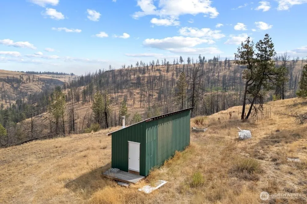 31725 Hawk Creek Ranch Rd Davenport, WA 99122