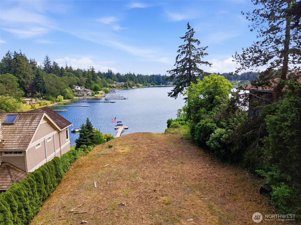 11623 Madera Gardens Drive SW Lakewood, WA 98499