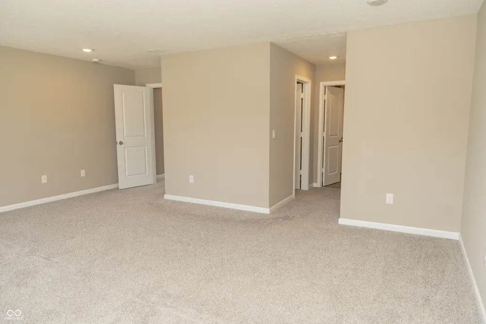 160 Thorpe Drive Whiteland, IN 46184
