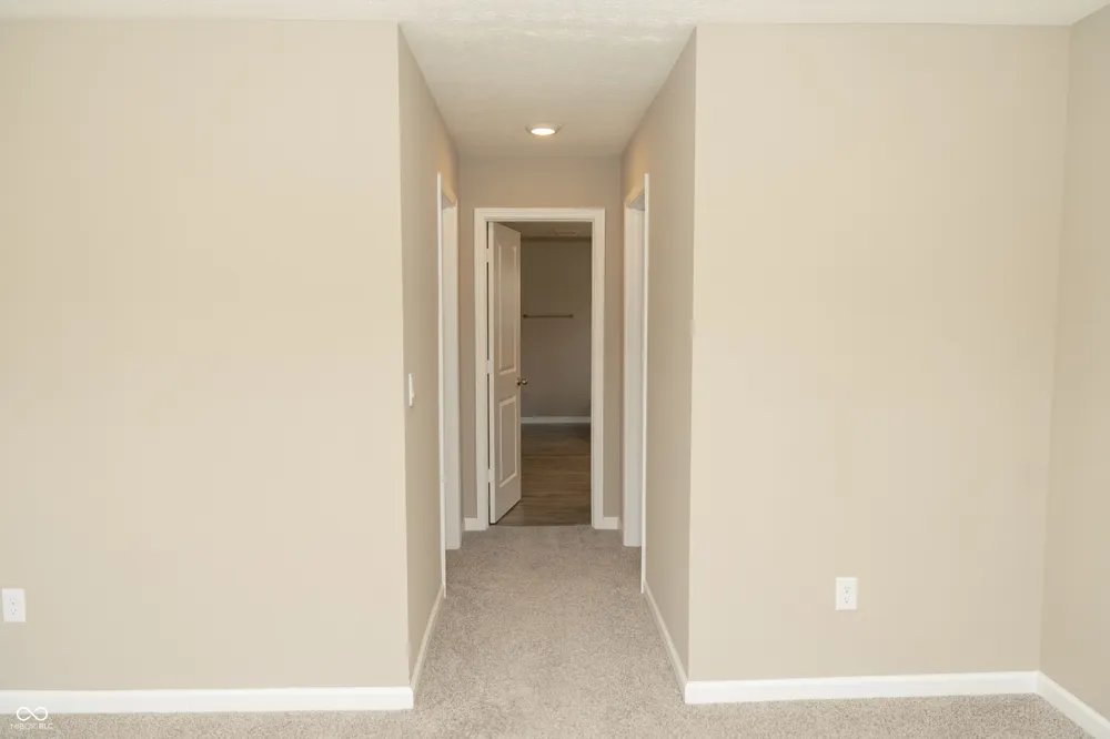 160 Thorpe Drive Whiteland, IN 46184
