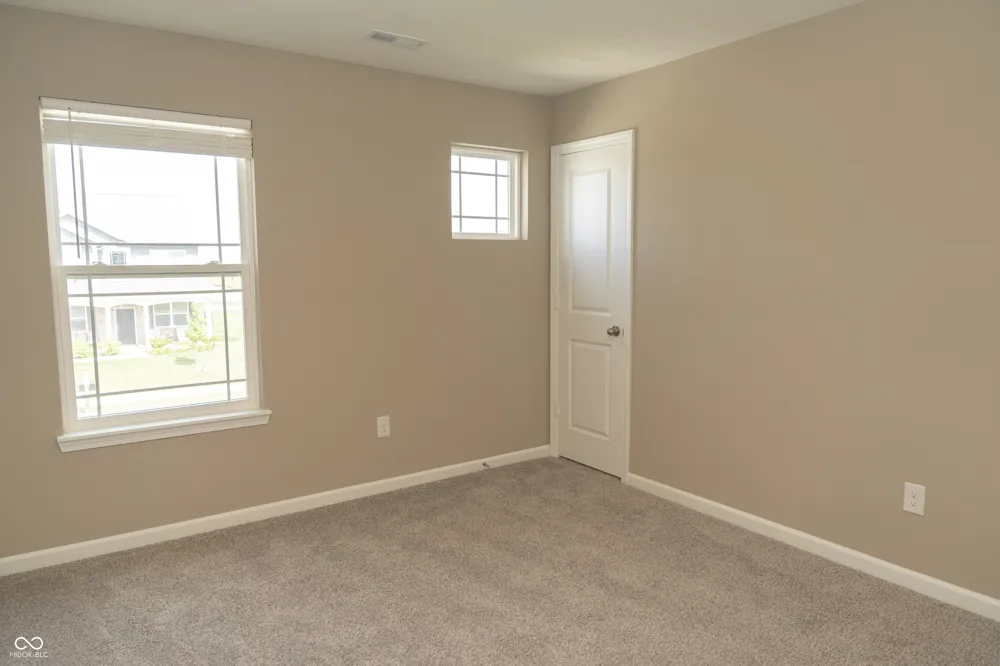 160 Thorpe Drive Whiteland, IN 46184