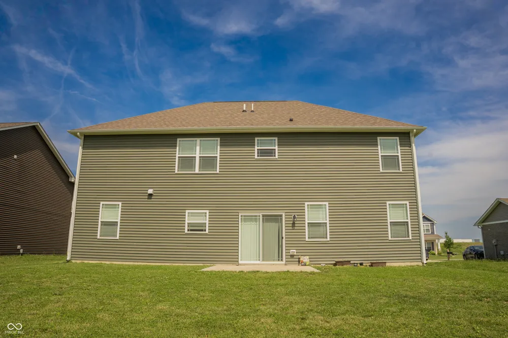 160 Thorpe Drive Whiteland, IN 46184