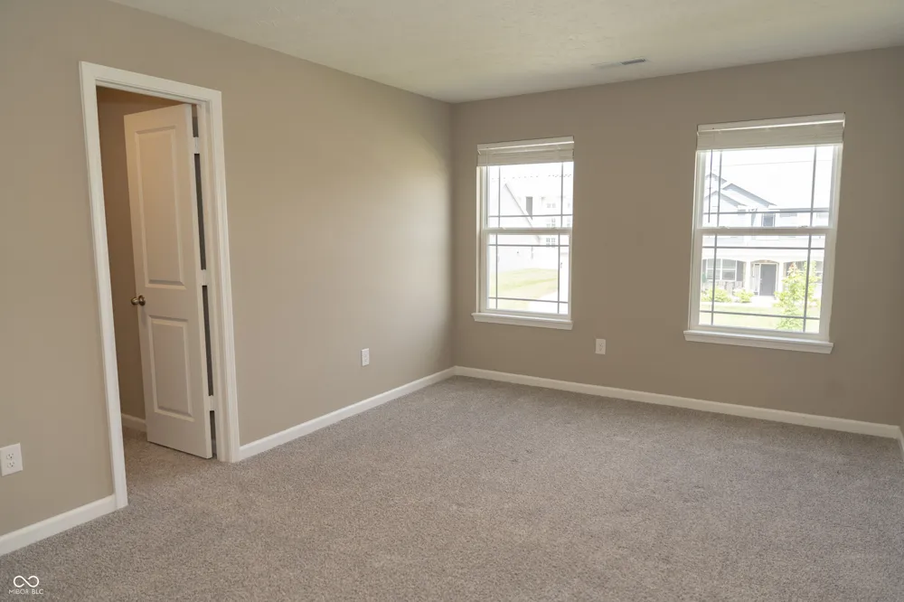 160 Thorpe Drive Whiteland, IN 46184