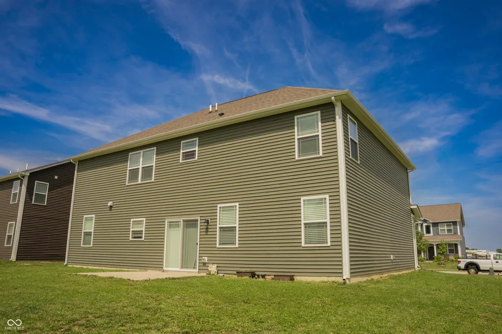 160 Thorpe Drive Whiteland, IN 46184