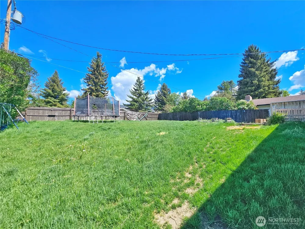 1321 E Elep Avenue Colville, WA 99114