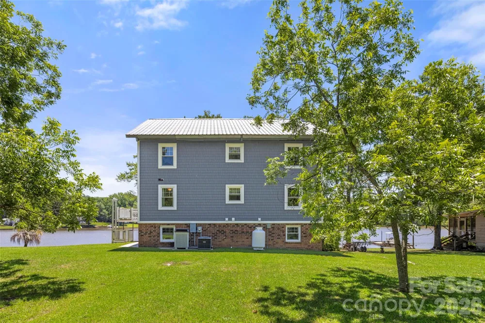 2450 Cottage Lane Liberty Hill, SC 29074