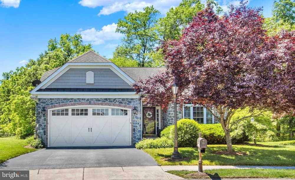 143 BITTERN DRIVE Gettysburg, PA 17325