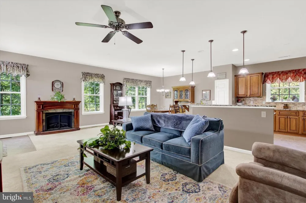 143 BITTERN DRIVE Gettysburg, PA 17325