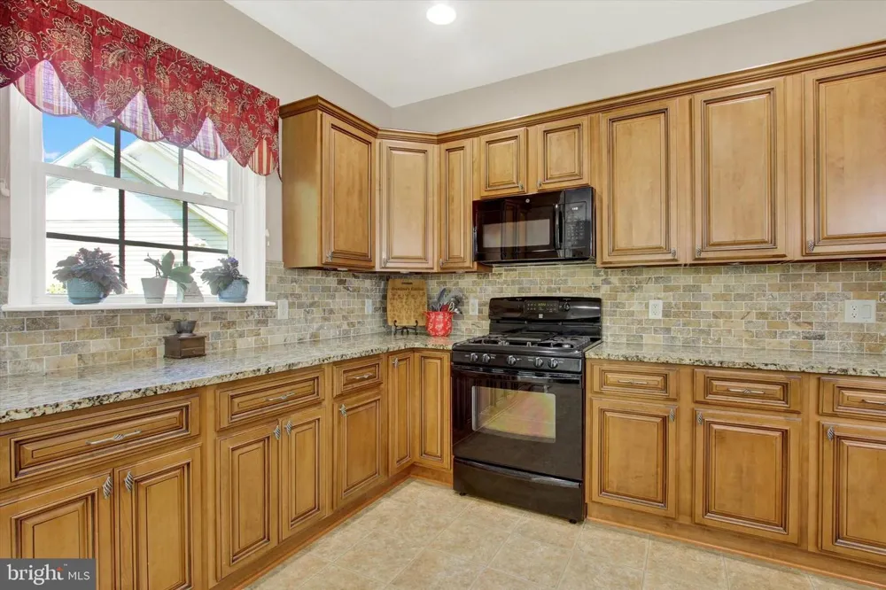 143 BITTERN DRIVE Gettysburg, PA 17325