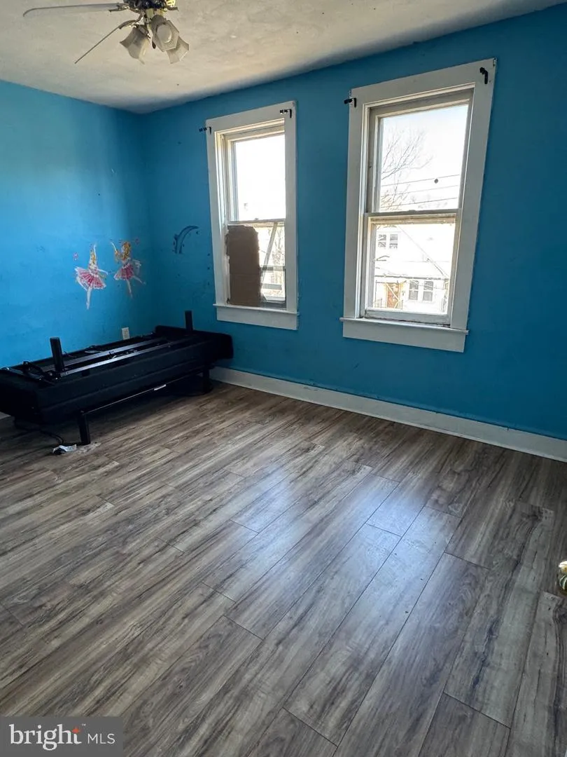 437 HOME AVENUE Trenton, NJ 08611