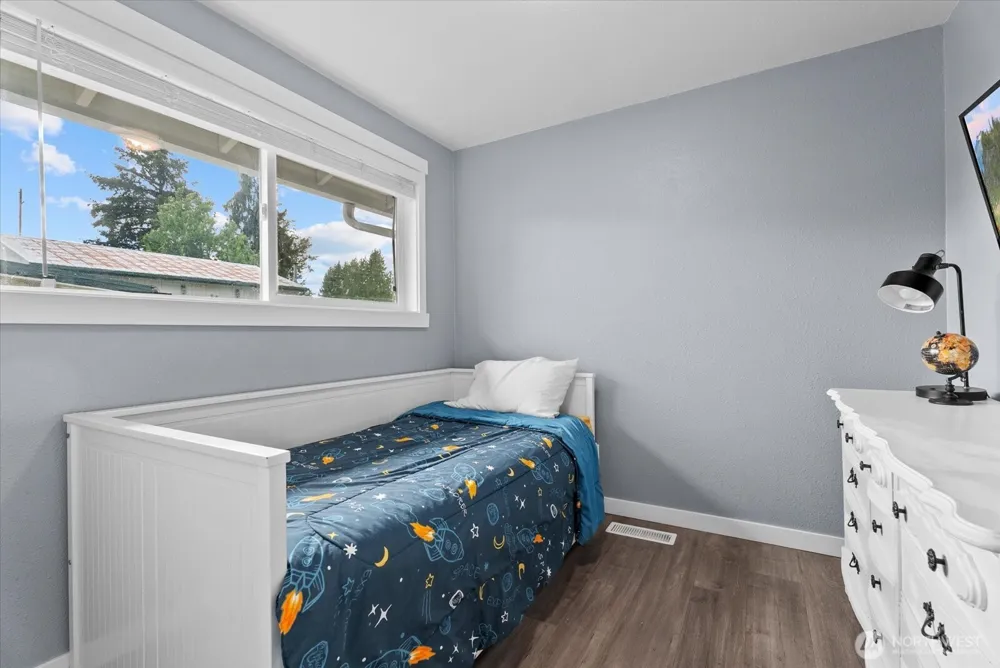 1235 23rd Street SE Auburn, WA 98002