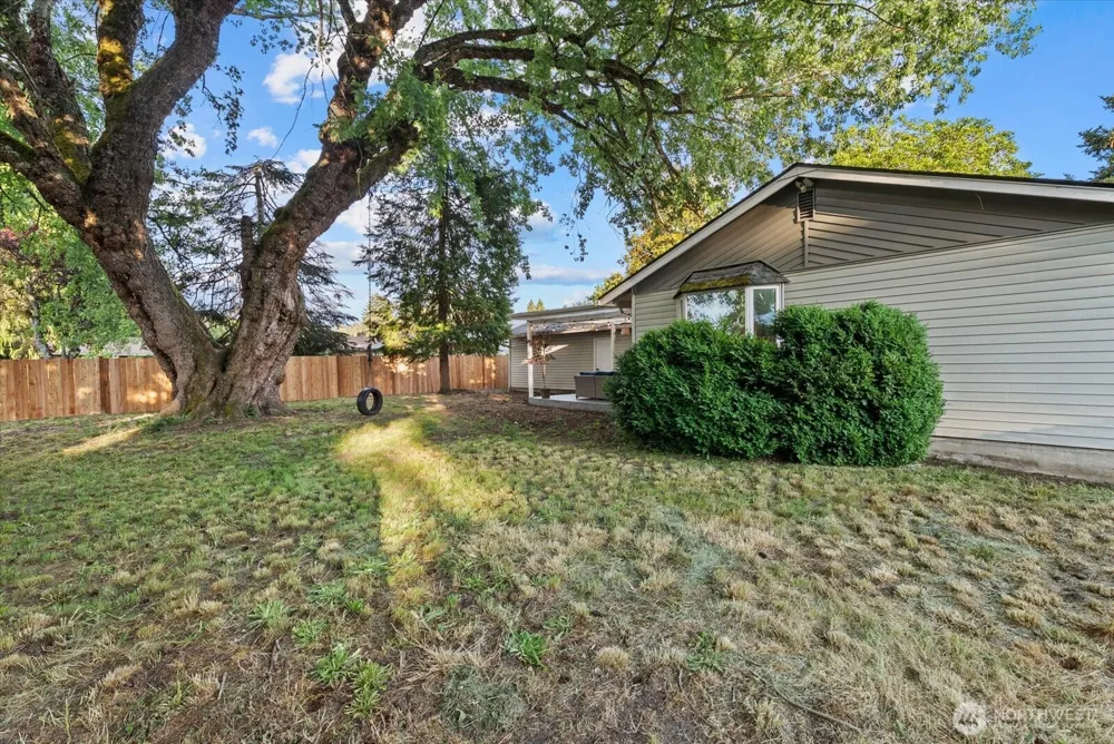 1235 23rd Street SE Auburn, WA 98002