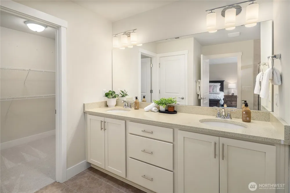 336 Zemp Way NE North Bend, WA 98045