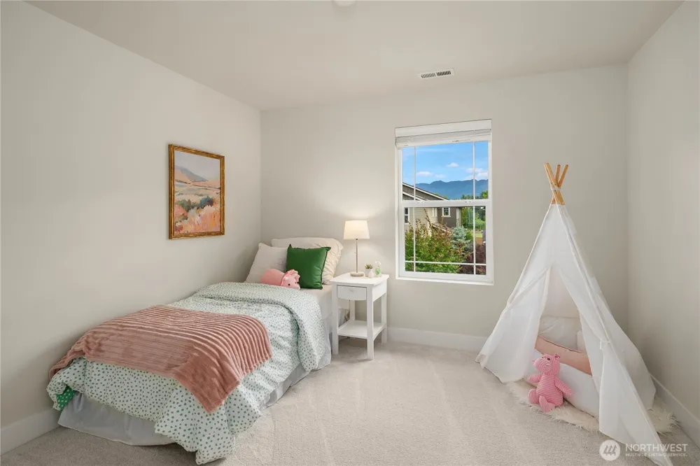336 Zemp Way NE North Bend, WA 98045