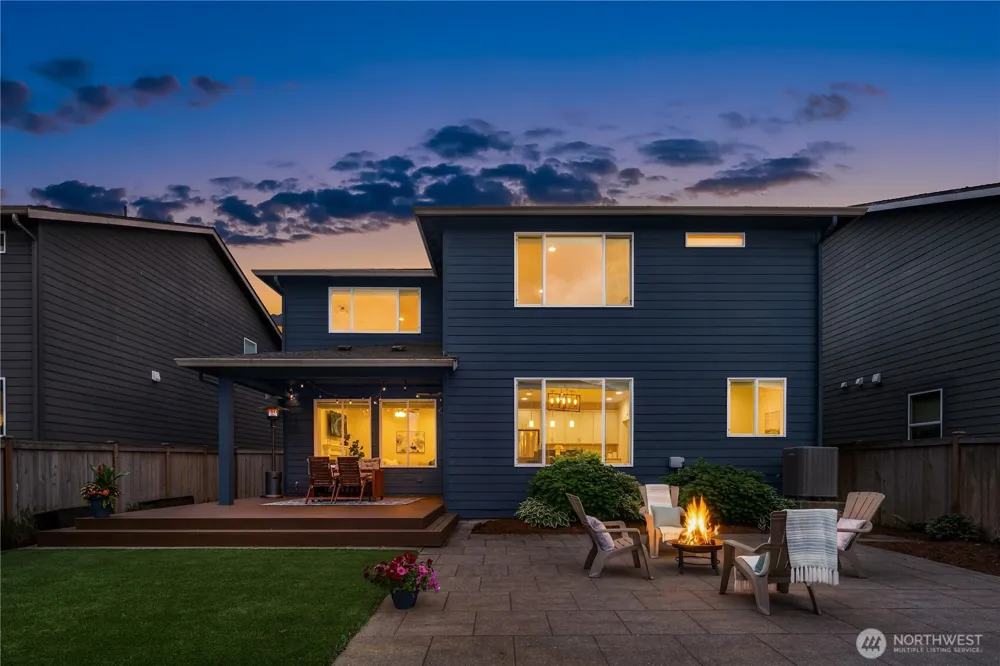 336 Zemp Way NE North Bend, WA 98045