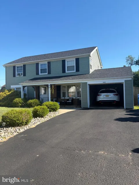 40 BERKSHIRE LANE