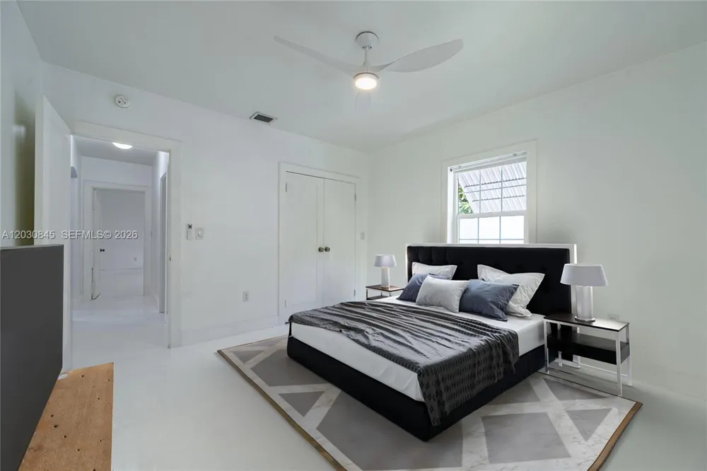8942 Carlyle Ave Surfside, FL 33154