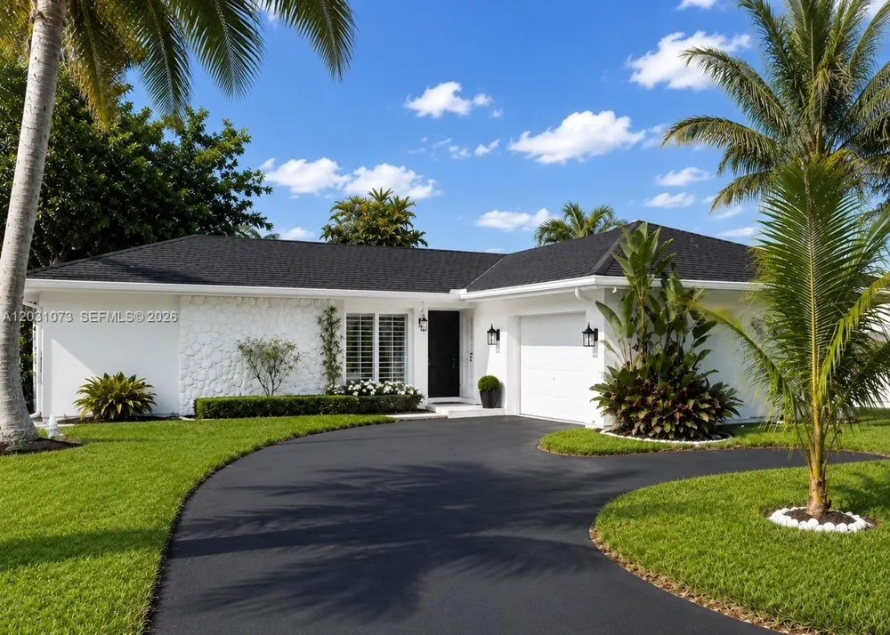 7551 SW 42nd Pl Davie, FL 33314