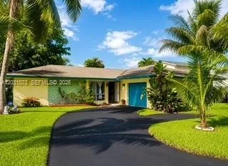 7551 SW 42nd Pl Davie, FL 33314